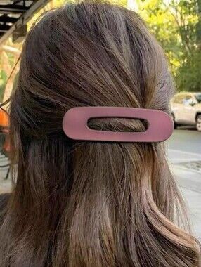 3 FOR $15  💕 Strong Hold Claw Clip Fashionable Hair Accessories